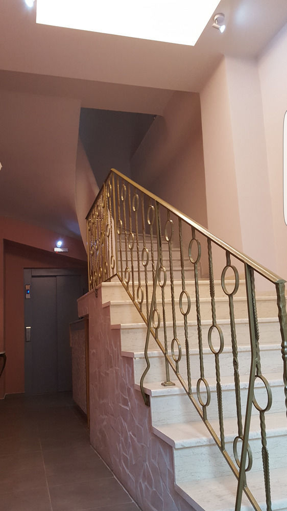 Lux Hotel Pireu Exterior foto