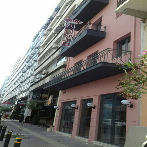 Lux Hotel Pireu Exterior foto