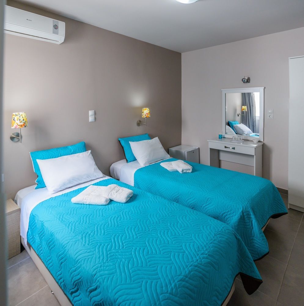 Lux Hotel Pireu Exterior foto